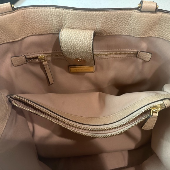 Tory Burch Tote Bag - Picture 7 of 12